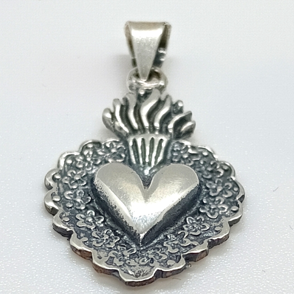 Mexican Sacred Heart Pendant .925 Silver